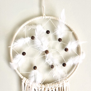 Álomfogó tollakkal, gyöngyökkel - otthon & életmód - dekoráció - fali és függő dekoráció - álomfogó - Meska.hu