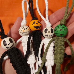 Makramé Halloween figura - táska & tok - kulcstartó & táskadísz - táskadísz - Meska.hu Makramé Halloween figura - táska & tok - kulcstartó & táskadísz - táskadísz - Meska.hu