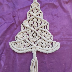 Makramé fenyőfa lakásdekoráció, ablak vagy ajtódísz - Meska.hu