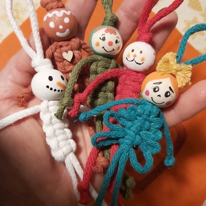 Makramé Karácsonyi figura, Táska & Tok, Kulcstartó & Táskadísz, Táskadísz, Csomózás, MESKA