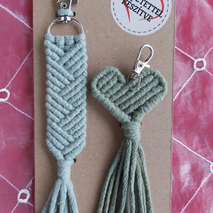 Makramé kulcstartó és táskadísz szett - táska & tok - kulcstartó & táskadísz - táskaakasztó - Meska.hu