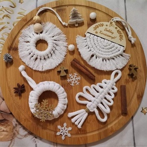 Karácsonyi díszek , Karácsony, Karácsonyi lakásdekoráció, Karácsonyfadíszek, Csomózás, 4 db karácsonyi dísz csomagban, választható színben, makramé technikával készültek. , MESKA