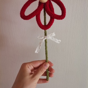 Drótra horgolt virág , Otthon & Életmód, Virágdekoráció, Virágok, Virágcsokor, Horgolás, Kötés, Drótra horgolt virág vagy szív bármilyen színben kérhető. Kb. 30 cm magas. Bármilyen alkalomra töké..., MESKA