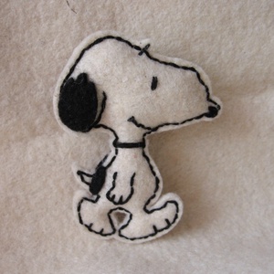 Snoopy kitűző -  - Meska.hu