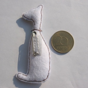 Sziámi cicus - kitűző - ékszer - kitűző és bross - kitűző - Meska.hu