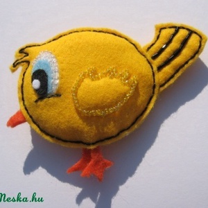 Csibe-falat - kitűző, lakásdísz - ékszer - kitűző és bross - Meska.hu