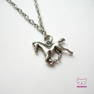 Lovas ezüst színű nyaklánc - Ló, Paci, Lovacska -  - Meska.hu