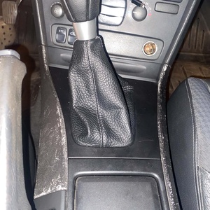Volvo V70 bőr váltószoknya - Meska.hu