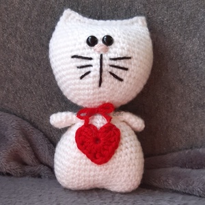 Love cat - horgolt szerelmes cica  - játék & sport - plüssállat & játékfigura - cica - Meska.hu
