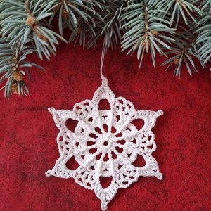 Horgolt karácsonyi dísz - karácsony - karácsonyi lakásdekoráció - karácsonyfadíszek - Meska.hu