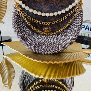 Női crossbody táska - különleges kézműves táska barna és krm színben - táska & tok - kézitáska & válltáska - vállon átvethető táska - Meska.hu