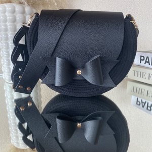 Különleges női táska, valódi bőr kiegészítőkkel - Meska.hu