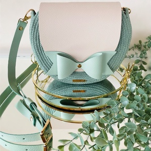 Különleges női táska, valódi bőr kiegészítőkkel, Táska & Tok, Kézitáska & válltáska, Vállon átvethető táska, Varrás, MESKA