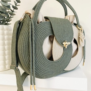 Különleges női táska - Egyedi táska választható színekben - táska & tok - kézitáska & válltáska - vállon átvethető táska - Meska.hu