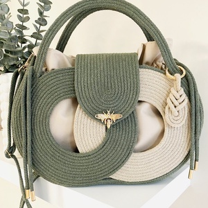 Különleges női táska - Egyedi táska választható színekben - táska & tok - kézitáska & válltáska - vállon átvethető táska - Meska.hu