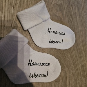 Babazokni, baba bejelentő, hamarosan érkezem - ruha & divat - cipő & papucs - zokni - Meska.hu