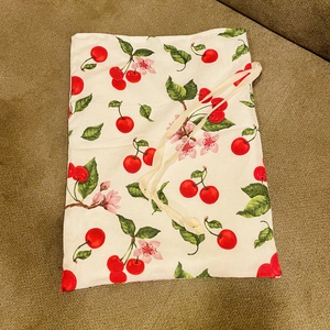 Meggyes kenyeres zsák  - táska & tok - bevásárlás & shopper táska - kenyeres zsák - Meska.hu