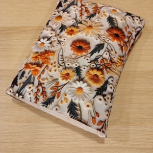 Vízhatlan ölelhető könyvtok (virágos) - könyv & zene - könyvtok - Meska.hu Vízhatlan ölelhető könyvtok (virágos) - könyv & zene - könyvtok - Meska.hu