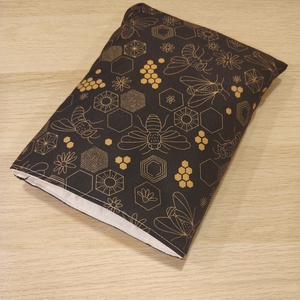 Vízhatlan ölelhető könyvtok (méhecske) - könyv & zene - könyvtok - Meska.hu