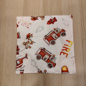 Tűzoltós  újraszalvéta, Táska & Tok, Uzsonna- & Ebéd tartó, Szendvics csomagoló, Varrás, MESKA