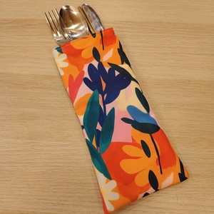 Virágos evőeszköz tartó - táska & tok - uzsonna- & ebéd tartó - evőeszköz tartó - Meska.hu