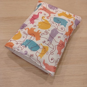 Vízhatlan ölelhető könyvtok (cicás) - könyv & zene - könyvtok - Meska.hu