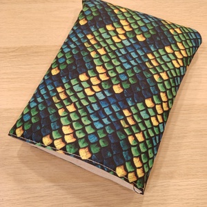 Vízhatlan ölelhető könyvtok (kígyó))  - könyv & zene - könyvtok - Meska.hu