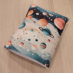 Vízhatlan ölelhető könyvtok (bolygós)  - könyv & zene - könyvtok - Meska.hu