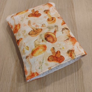 Gombás ölelhető könyvtok  - otthon & életmód - papír, írószer - könyv- és füzetborító - Meska.hu