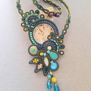 Sujtás nyaklánc, Ékszer, Nyaklánc, Statement nyaklánc, Ékszerkészítés, Gyöngyfűzés, gyöngyhímzés, MESKA