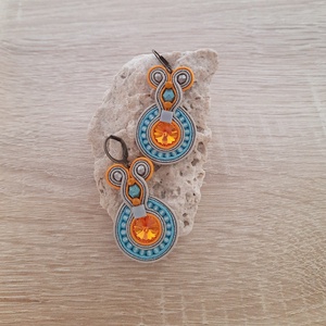 Elegáns sujtás fülbevaló, Ékszer, Fülbevaló, Fülgyűrű, Ékszerkészítés, Gyöngyfűzés, gyöngyhímzés, MESKA