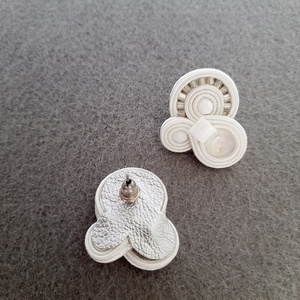 Elegáns sujtás fülbevaló - ékszer - fülbevaló - pötty fülbevaló - Meska.hu