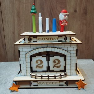 Kandalló formájú öröknaptár ceruza tartóval , Otthon & Életmód, Dekoráció, Fali és függő dekoráció, Falinaptár & Öröknaptár, , MESKA