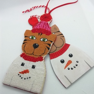 Cica hóemberes pulcsiban keresztszemes minta - kellékek & szerszámok - Meska.hu