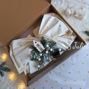 Karácsonyi masni kopogtató ajtódísz csengettyűvel - otthon & életmód - dekoráció - ajtó- és ablak dekoráció - ajtódísz & kopogtató - Meska.hu