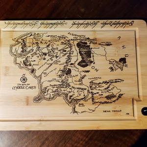 Fantasy térkép vágódeszka - LOTR - otthon & életmód - konyhafelszerelés, tálalás - sütés, főzés - vágódeszka - Meska.hu