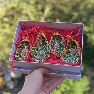 Osztrigakagyló-héjból készült karácsonyfadísz , Karácsony, Karácsonyi lakásdekoráció, Karácsonyfadíszek, Decoupage, transzfer és szalvétatechnika, MESKA