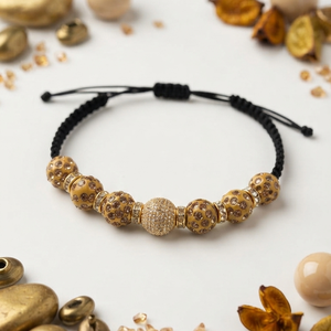 Arany / barna shamballa gyöngyös makramé karkötő, Ékszer, Karkötő, Gyöngyös karkötő, Csomózás, Gyöngyfűzés, gyöngyhímzés, MESKA