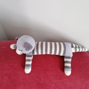 Amigurumi alvó cica  - játék & sport - plüssállat & játékfigura - cica - Meska.hu