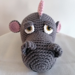 Horgolt szemüvegtartó sárkányfej - otthon & életmód - dekoráció - asztal és polc dekoráció - asztaldísz - Meska.hu