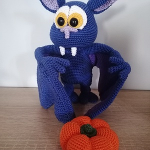 Amigurumi denevér  - otthon & életmód - dekoráció - asztal és polc dekoráció - asztaldísz - Meska.hu