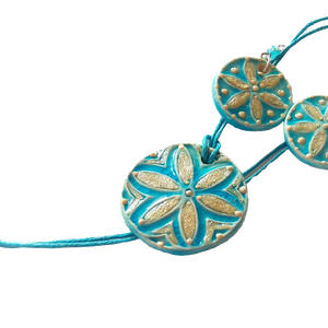 Türkiz élet virága - kerámia ékszerszett - ékszer - fülbevaló - lógó fülbevaló - Meska.hu