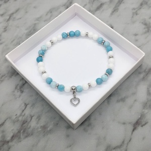 Larimar és Tridacna ásványkarkötő nemesacél köztessel - ékszer - karkötő - karkötő medállal - Meska.hu