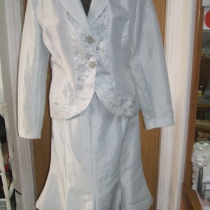 Női elegáns ezüst szinű taft kosztüm, 48-as méret, Ruha & Divat, Női ruha, Blézer & Kosztüm, Varrás, Meska