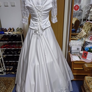 Menyasszonyi, báli, szalagavatós palotás ruha, ezüst zsinóros. - esküvő - ruha - menyasszonyi ruha - Meska.hu Menyasszonyi, báli, szalagavatós palotás ruha, ezüst zsinóros. - esküvő - ruha - menyasszonyi ruha - Meska.hu