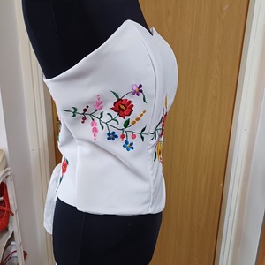 Kalocsai himzett mider, felsőrész. - esküvő - ruha - menyasszonyi ruha - Meska.hu