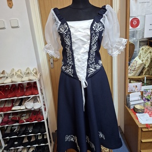 Menyecske, tánc, alkalmi ruha, palotás ruha. , Esküvő, Ruha, Menyasszonyi ruha, Hímzés, Varrás, MESKA