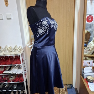 Alkalmi, báli, tánc, menyecske ruha, selyem himzett. - esküvő - ruha - menyecske ruha - Meska.hu