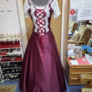 Menyecske, alkalmi, szalagavatós ruha, népművészeti, magyaros, hímzett., Ruha & Divat, Női ruha, Alkalmi ruha & Estélyi ruha, Hímzés, Varrás, MESKA