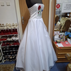 Menyasszonyi, szalagavatós,  alkalmi, tánc ruha, kalocsai himzéssel.  - esküvő - ruha - menyecske ruha - Meska.hu